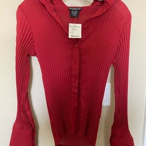 bebe red shirt